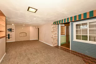 2837 S 67th St, Milwaukee, WI 53219 - Photo 20