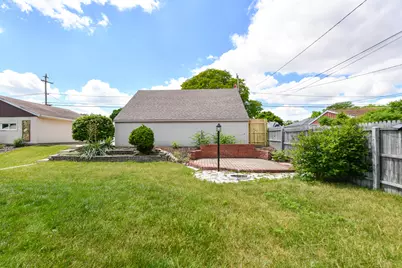 2837 S 67th St, Milwaukee, WI 53219 - Photo 26