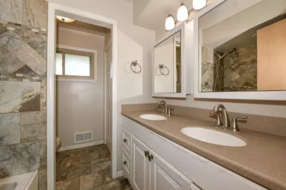 2837 S 67th St, Milwaukee, WI 53219 - Photo 18