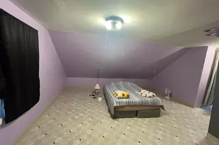 2123 S 74th St, Milwaukee, WI 53219 - Photo 10