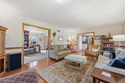 855  Ulao Rd, Grafton, WI 53024 - Photo 6