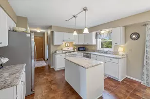 855 Ulao Rd, Grafton, WI 53024 - Photo 12