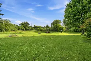 855 Ulao Rd, Grafton, WI 53024 - Photo 36