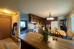 1216 Pinecrest Ln, Onalaska, WI 54650 - Photo 6