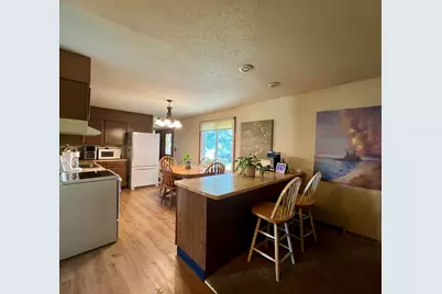 1216  Pinecrest Ln, Onalaska, WI 54650 - Photo 8