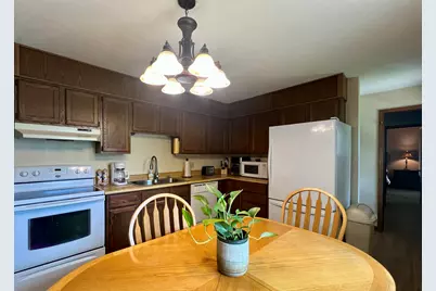 1216  Pinecrest Ln, Onalaska, WI 54650 - Photo 10