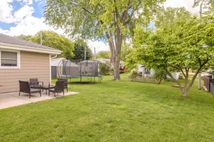 1109 Lawndale Ave, Waukesha, WI 53188 - Photo 30