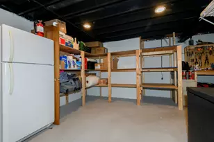 1109 Lawndale Ave, Waukesha, WI 53188 - Photo 26