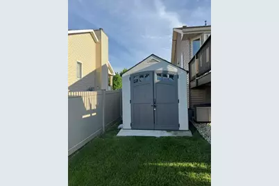 6114  Biscayne Ave, Racine, WI 53406 - Photo 38