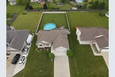 6114  Biscayne Ave, Racine, WI 53406 - Photo 4