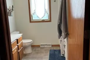 6114 Biscayne Ave, Racine, WI 53406 - Photo 24