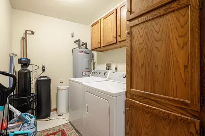 104  Bur Oak Ln #D, Grafton, WI 53024 - Photo 24