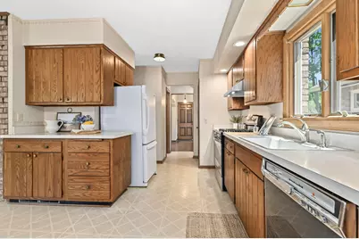 2963 N 70th St, Milwaukee, WI 53210 - Photo 20
