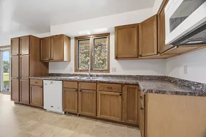 1712  McKinley St, New Holstein, WI 53061 - Photo 12