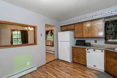 5210 S Balboa Dr, New Berlin, WI 53151 - Photo 12