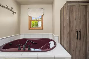 309 Woodlands Ct, Hartland, WI 53029 - Photo 22