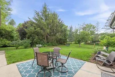 607  Green Bay Rd, Thiensville, WI 53092 - Photo 22
