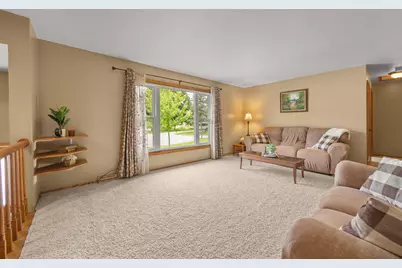 918  Sunset Ln, Horicon, WI 53032 - Photo 6