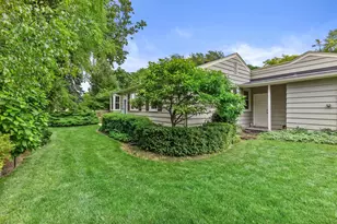 200 S Vincennes Cir, Racine, WI 53402 - Photo 26
