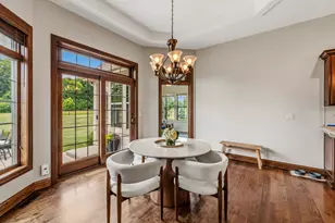 12575 N Hawks Glen Ct, Mequon, WI 53097 - Photo 16