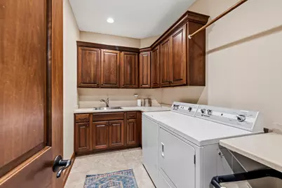 12575 N Hawks Glen Ct, Mequon, WI 53097 - Photo 24
