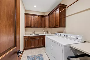 12575 N Hawks Glen Ct, Mequon, WI 53097 - Photo 24