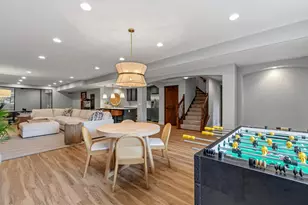 12575 N Hawks Glen Ct, Mequon, WI 53097 - Photo 38