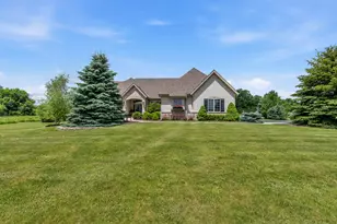 12575 N Hawks Glen Ct, Mequon, WI 53097 - Photo 54
