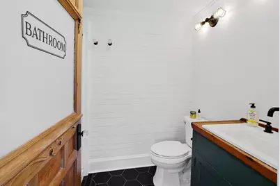 338  Oakton Ave, Pewaukee, WI 53072 - Photo 20