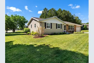 3113  North Ave, Sheboygan, WI 53083 - Photo 2