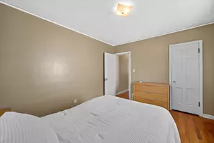 4823 N Hollywood Ave, Whitefish Bay, WI 53217 - Photo 16