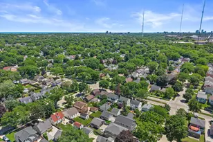 4823 N Hollywood Ave, Whitefish Bay, WI 53217 - Photo 32