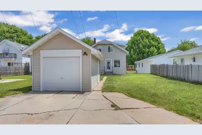 2416 N 11th St, Sheboygan, WI 53083 - Photo 6