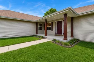 7423 N 86th St, Milwaukee, WI 53224 - Photo 28