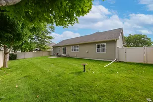 170 N Wild Flower Ln, Elkhorn, WI 53121 - Photo 40