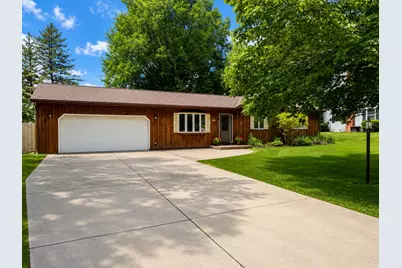 1412 N 40th St, Sheboygan, WI 53081 - Photo 1