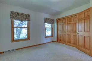 4461 S 116th St, Greenfield, WI 53228 - Photo 26