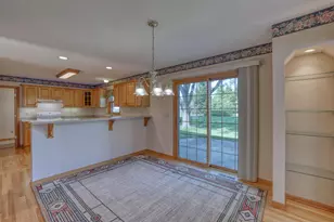 4461 S 116th St, Greenfield, WI 53228 - Photo 8