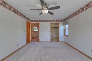 4461 S 116th St, Greenfield, WI 53228 - Photo 26
