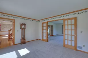 4461 S 116th St, Greenfield, WI 53228 - Photo 12