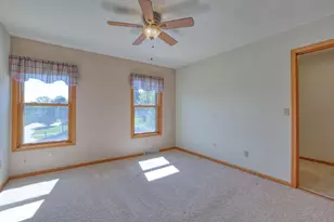 4461 S 116th St, Greenfield, WI 53228 - Photo 34