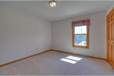 4461 S 116th St, Greenfield, WI 53228 - Photo 28