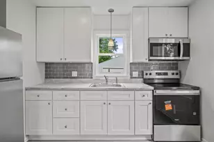 2444 S 83rd St, West Allis, WI 53219 - Photo 6
