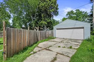 2444 S 83rd St, West Allis, WI 53219 - Photo 22