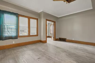 2962 N 55th St, Milwaukee, WI 53210 - Photo 6