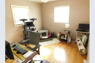 1531  Birch Dr, Waukesha, WI 53188 - Photo 8