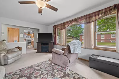 2320  51st St, Kenosha, WI 53140 - Photo 6