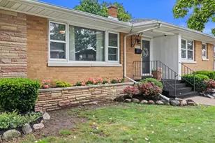 2320 51st St, Kenosha, WI 53140 - Photo 2