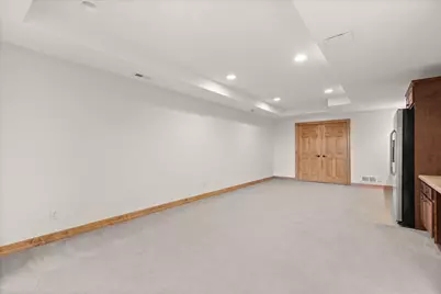 W218N5466  Taylors Woods Dr, Menomonee Falls, WI 53051 - Photo 36
