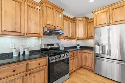 W218N5466  Taylors Woods Dr, Menomonee Falls, WI 53051 - Photo 16